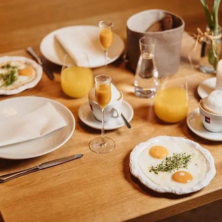 Hotel Wirtshaus Troicher - Genusspension Steirerland