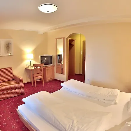 מלון Wirtshaus Restaurant Steirerland