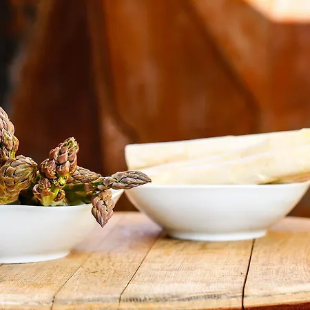 Wirtshaus Restaurant Steirerland 호텔 무레크