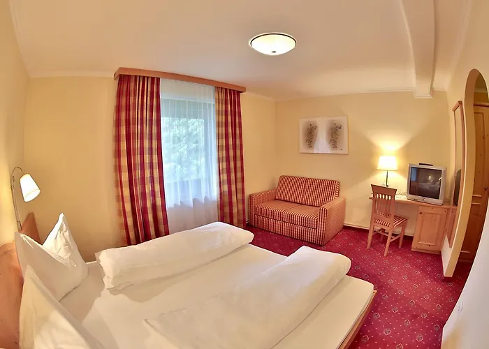 Wirtshaus Restaurant Steirerland 3* موريك