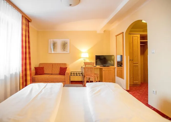 Wirtshaus Restaurant Steirerland فندق موريك